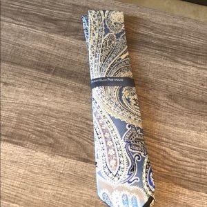 Beautiful Perry Ellis Tie- with tags
